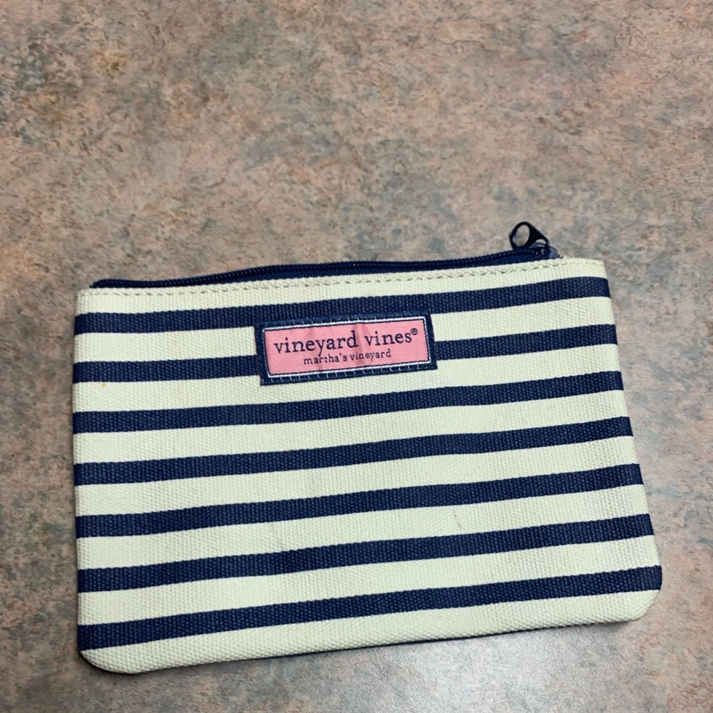 Vineyard Vines cosmetics bag